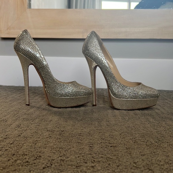 Eros Jimmy Choos- like new. 1/2 size too small for me - Picture 6 of 9
